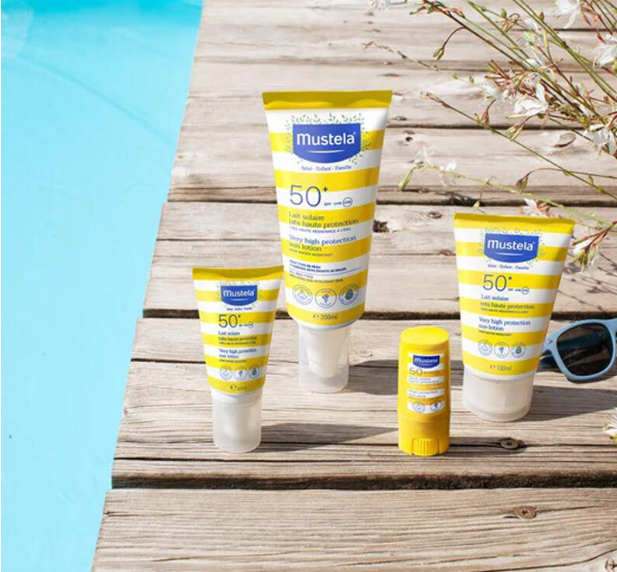 Mustela SPF50+ Çok Yüksek Koruma Faktörlü Güneş Stick 9 ml